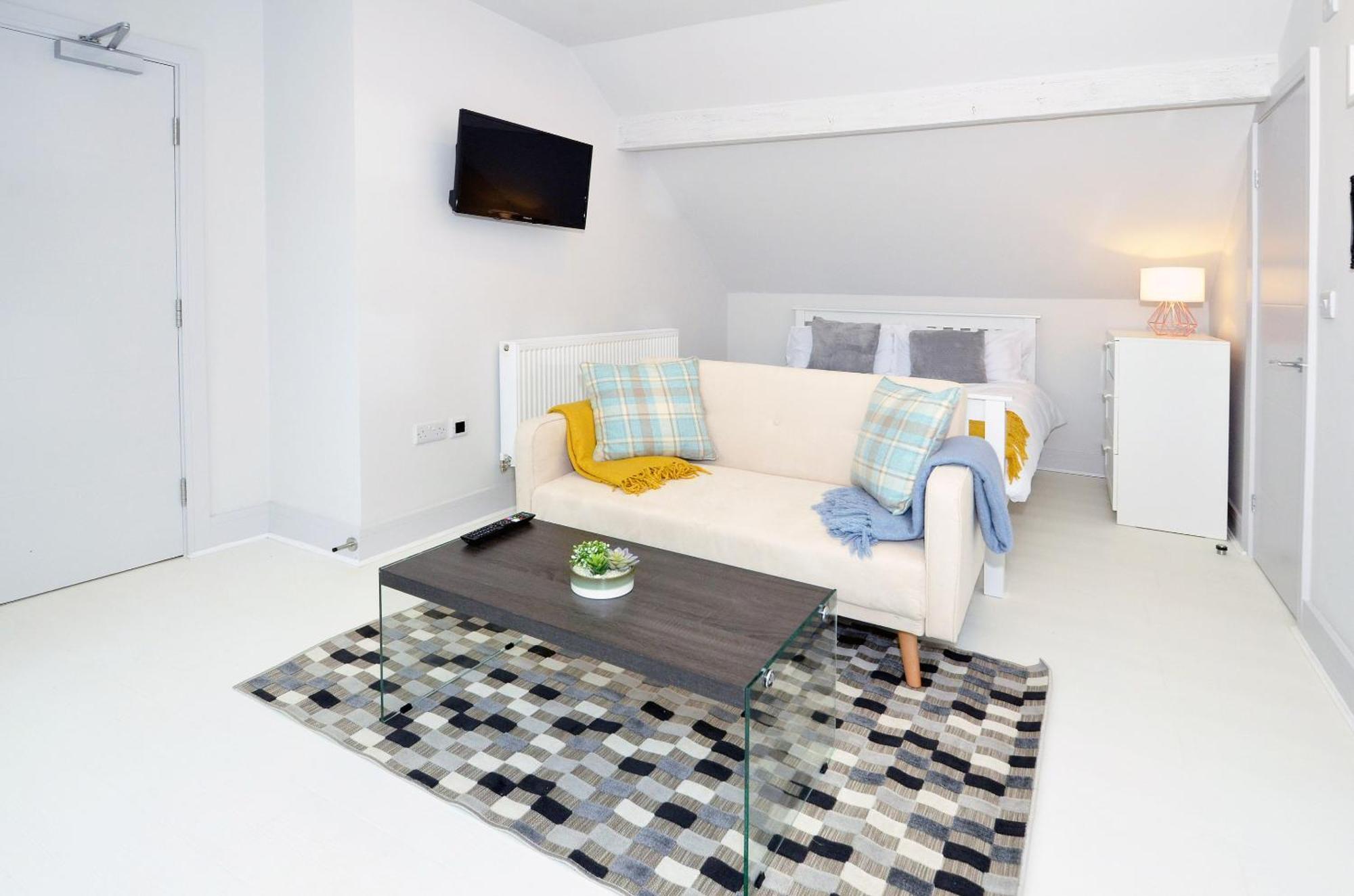 Townhouse Plus @ London Road Stoke Ngoại thất bức ảnh