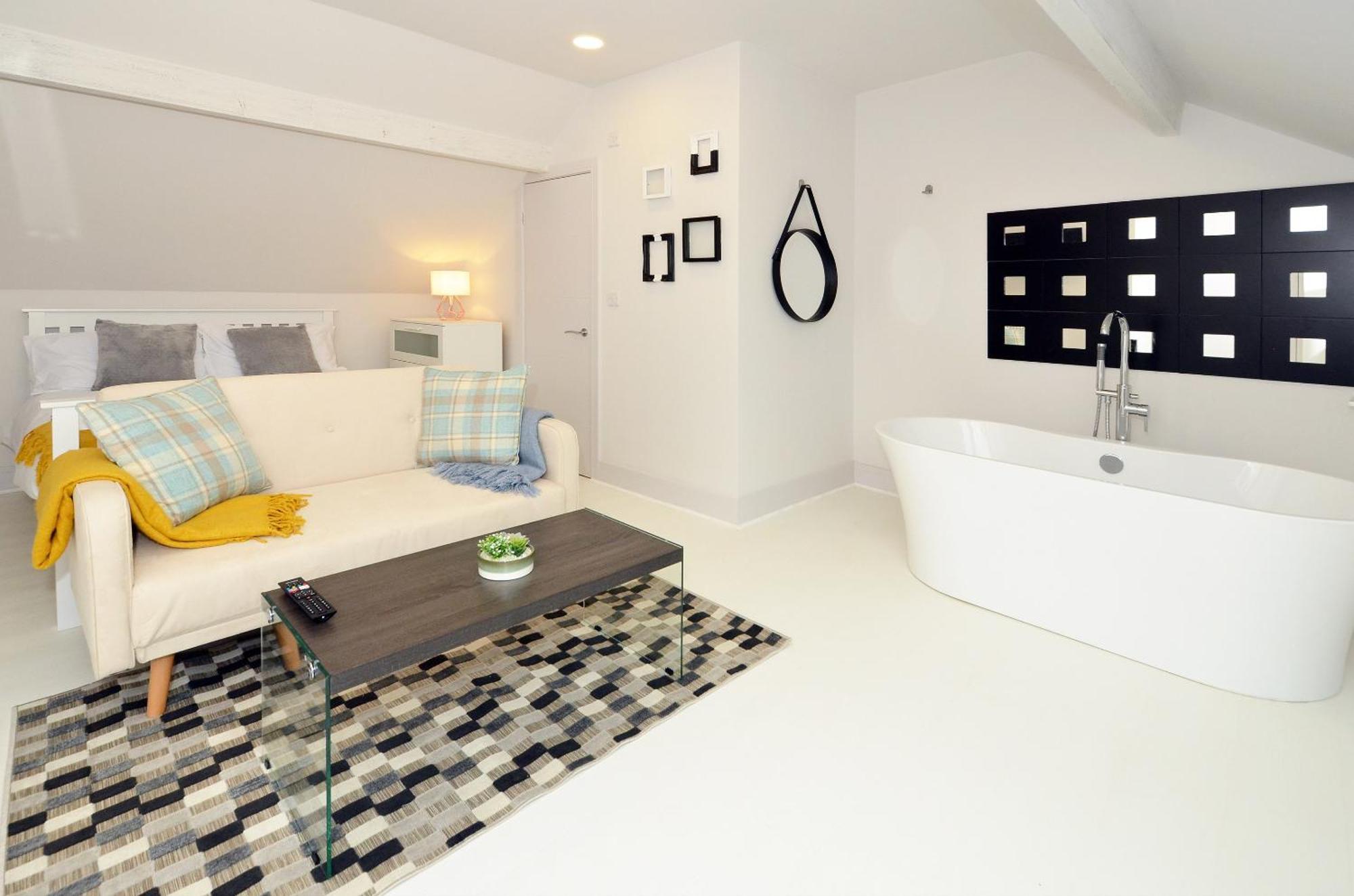 Townhouse Plus @ London Road Stoke Ngoại thất bức ảnh