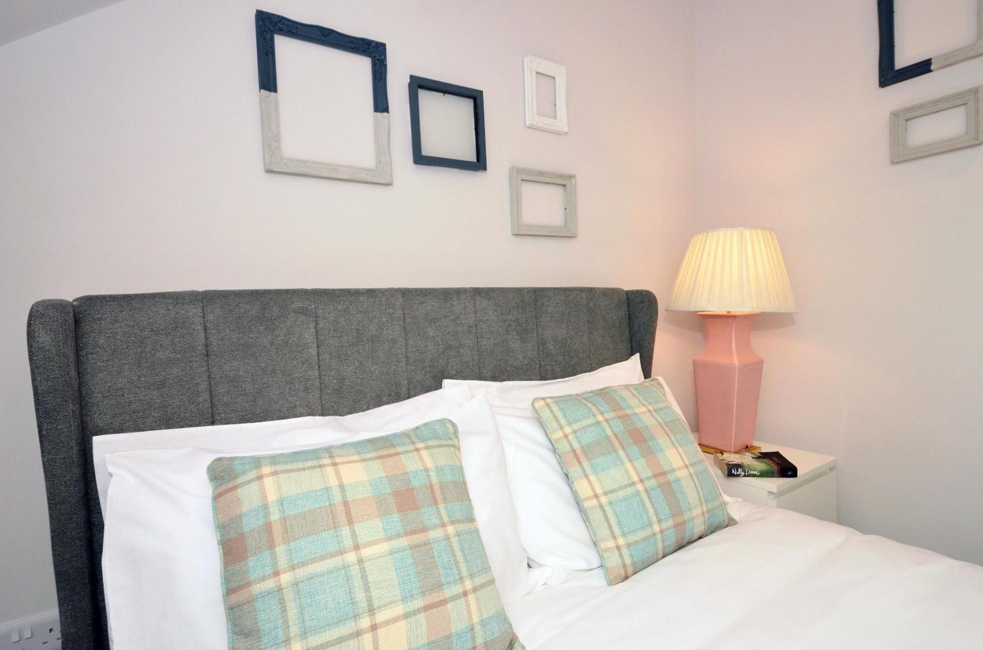 Townhouse Plus @ London Road Stoke Ngoại thất bức ảnh